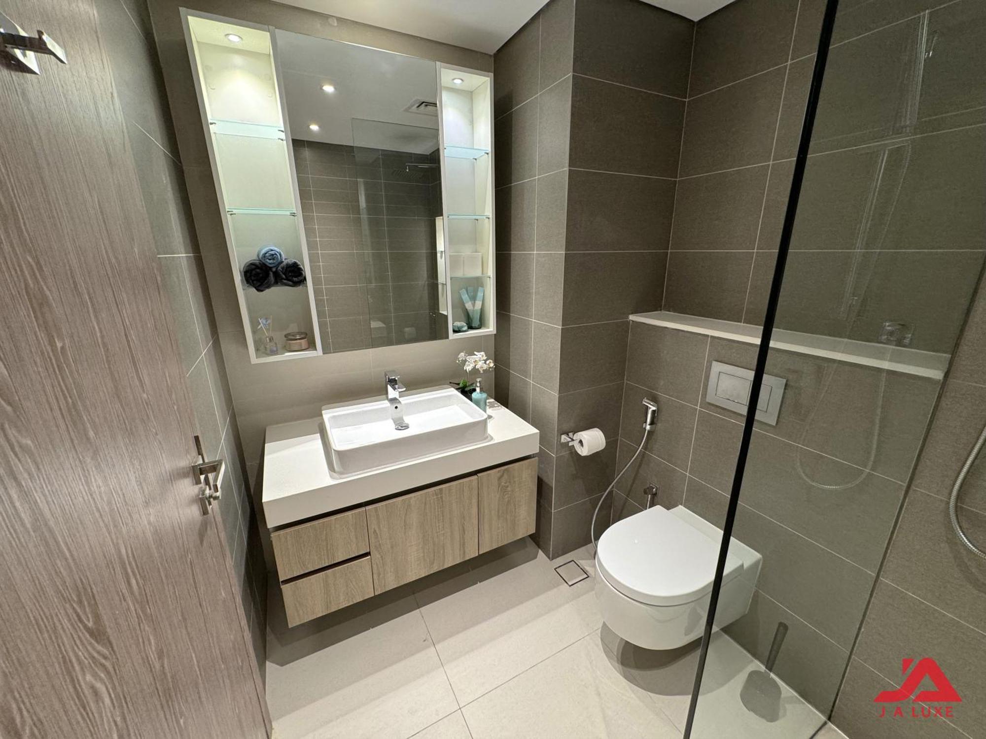Cozy Sea View Apt In Liv Residence Tower, Dubai Marina Cozy Marina & Sea View Apt In Bay Central Tower With Modern Gym & Pool, Steps To Jbr Beach & Metro Екстер'єр фото