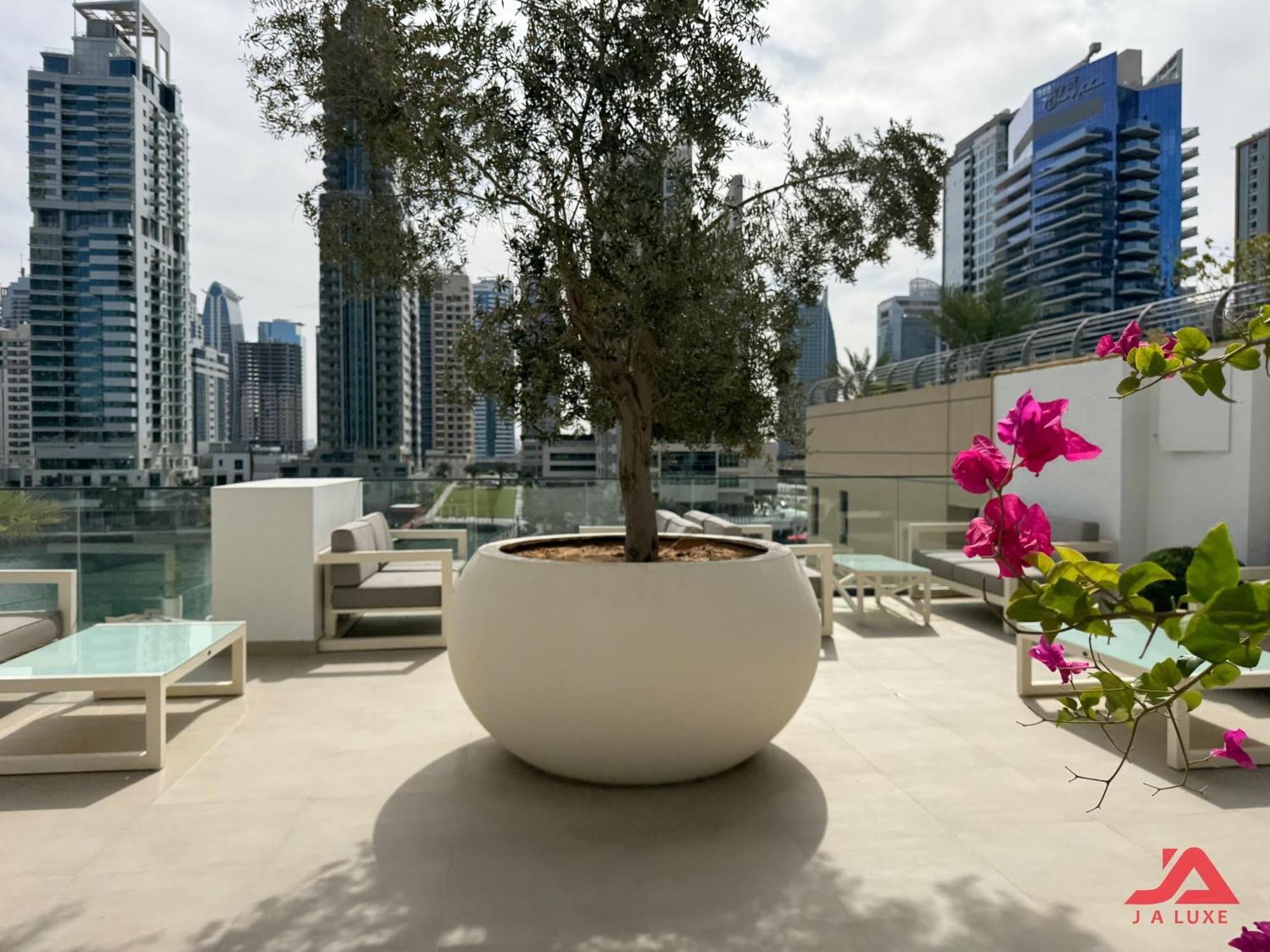 Cozy Sea View Apt In Liv Residence Tower, Dubai Marina Cozy Marina & Sea View Apt In Bay Central Tower With Modern Gym & Pool, Steps To Jbr Beach & Metro Екстер'єр фото